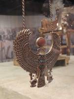 Vente de bijoux anciens par des antiquaires professionnels à Marseille